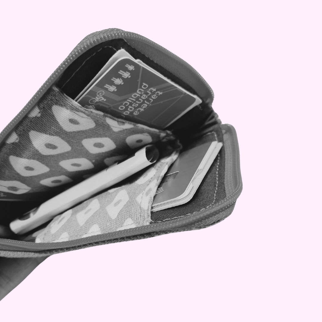 Monedero florecillas