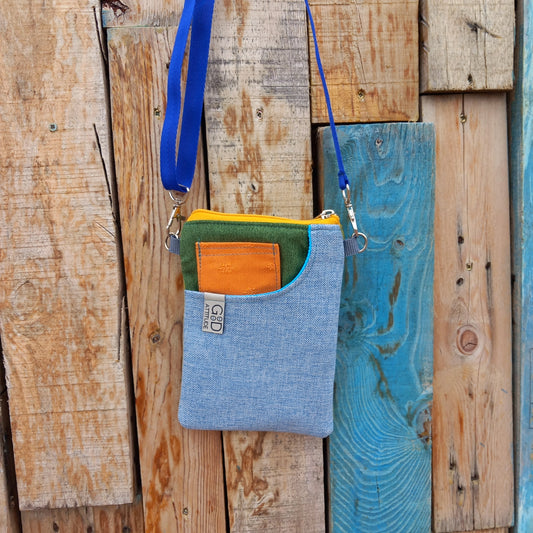 Bolsillo móvil azul y verde
