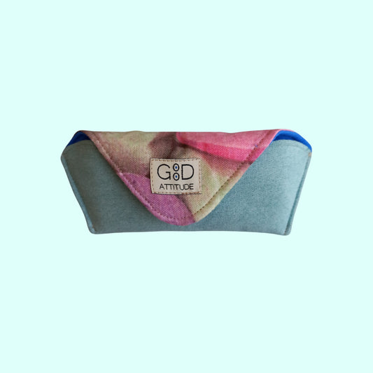 Funda para gafas caramelos celeste