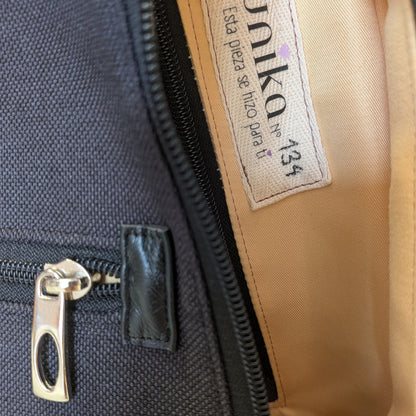 Mochila antirrobo Viento vaquero gris y amarillo nº 134 PEQUEÑA