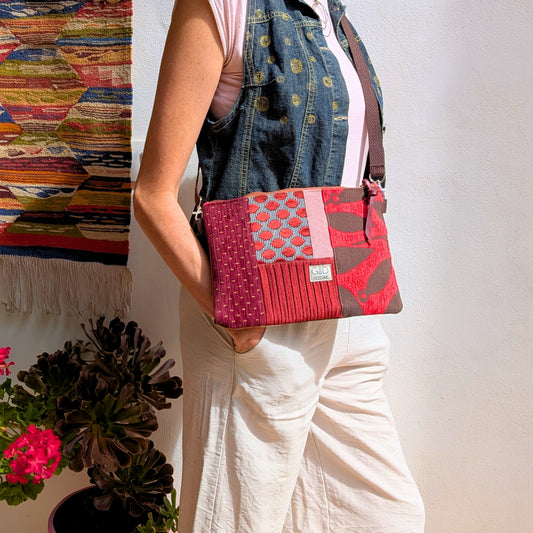 Bolso yin yang rojo y tierra