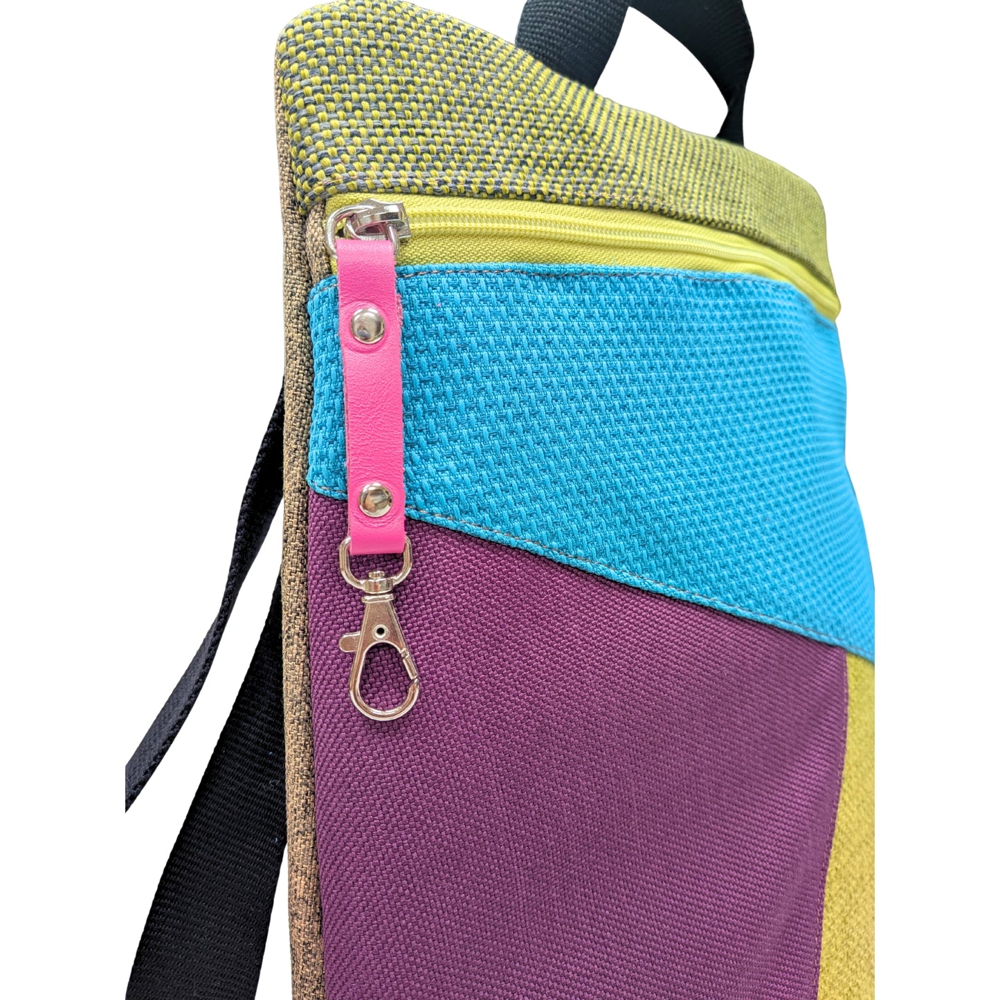 Mochila antirrobo artesanal Loira pocket verde, turquesa y mora 2