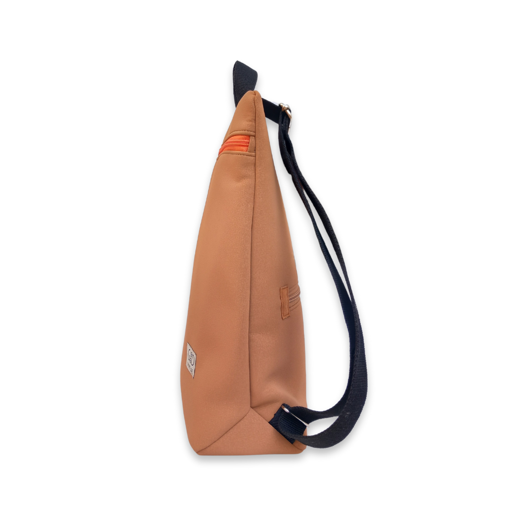 Mochila antirrobo Loira Ares cuero naranja