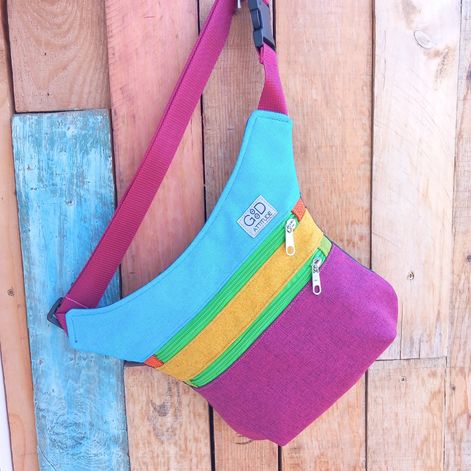 bolso riñonera colorido de tela