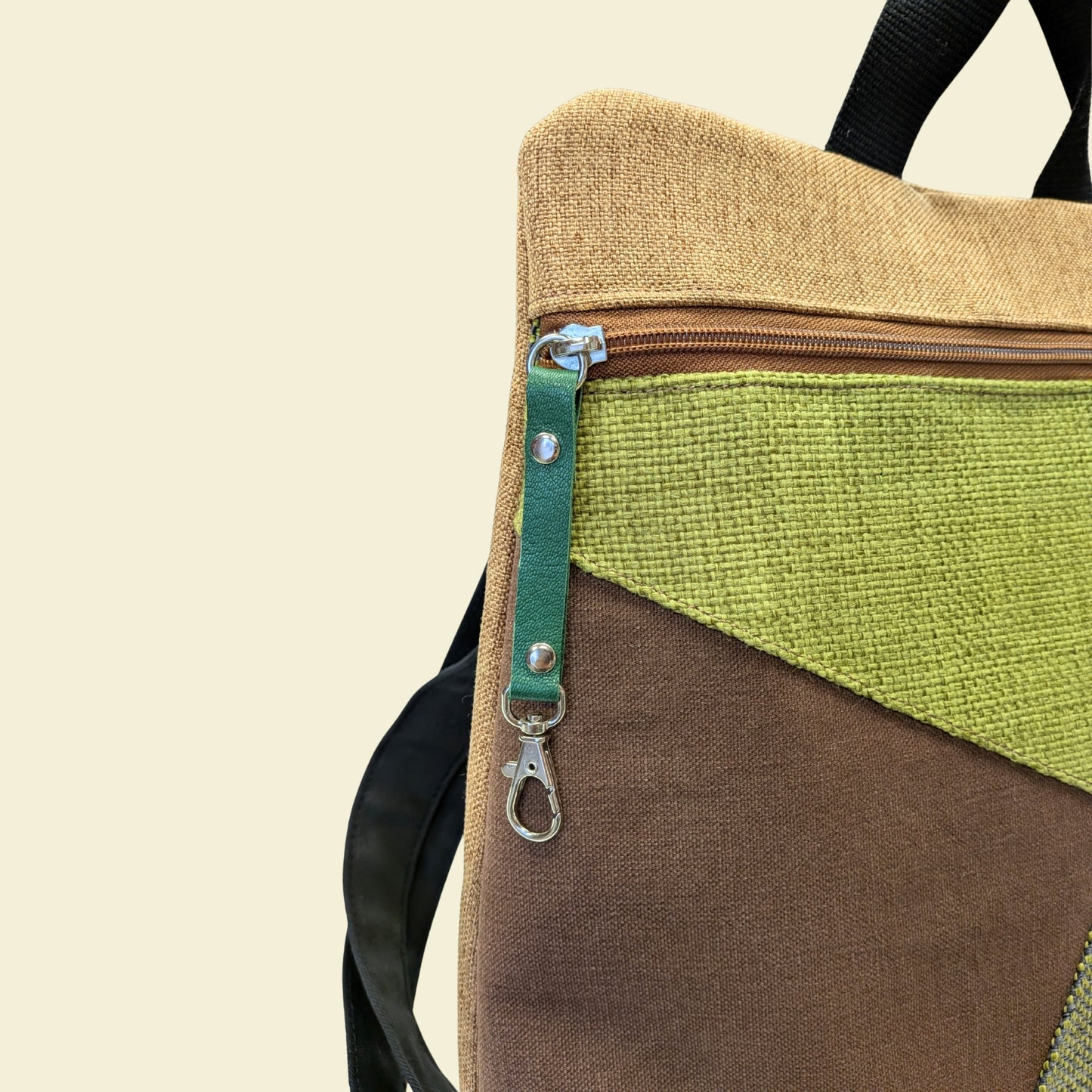 Mochila antirrobo Loira pocket tierra verde